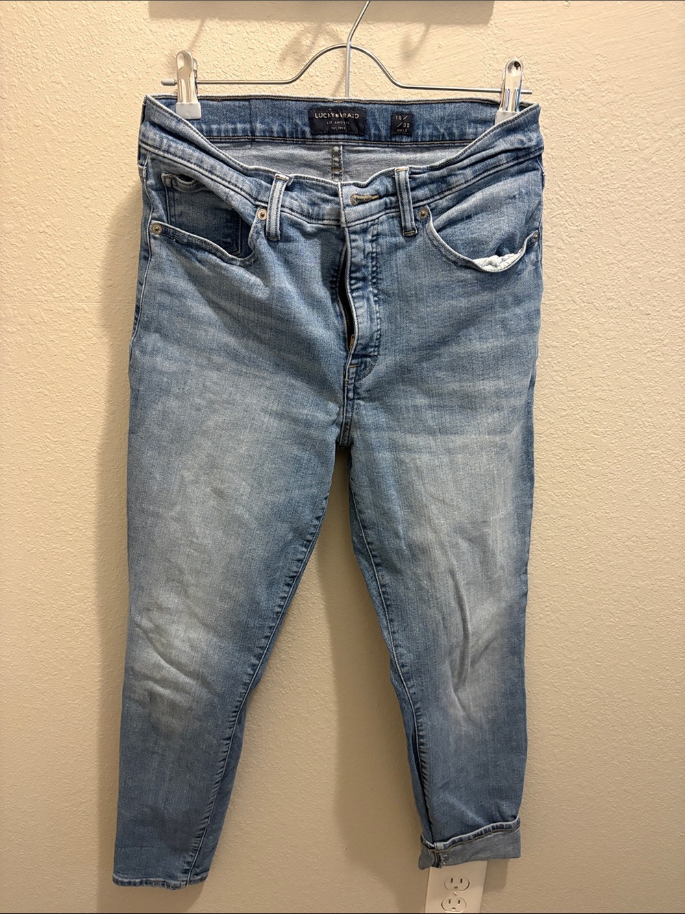 Lucky Brand Women’s Light Blue Cropped Jeans
